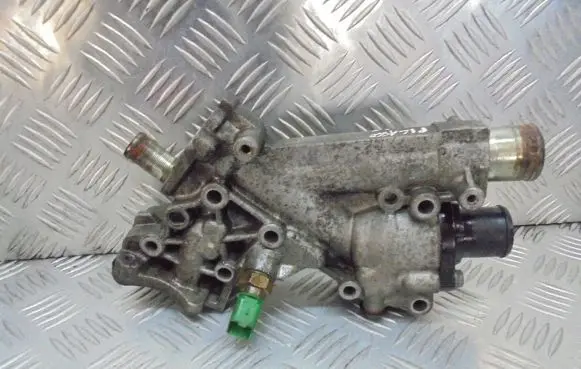 Citroen Xsara Picasso Thermostat housing 9635696080