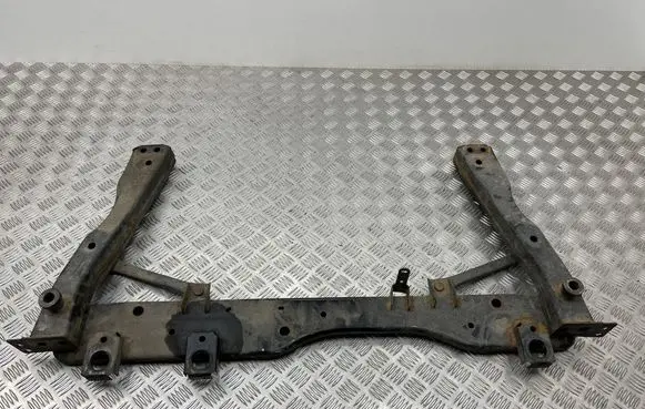 Nissan Qashqai Front subframe