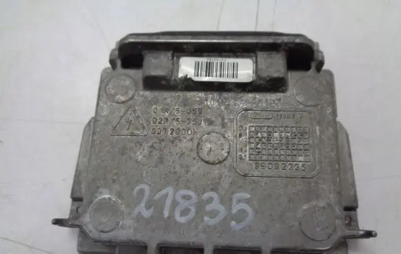 Volkswagen PASSAT B6 Headlight ballast module Xenon 89034934