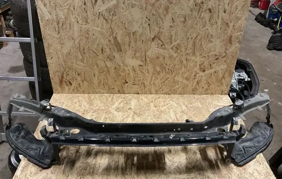 Volvo V50 Top upper radiator support slam panel 
