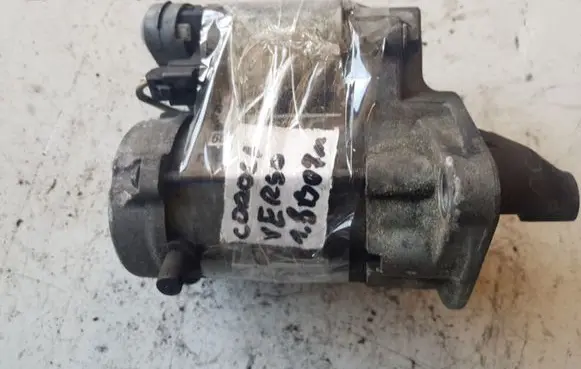 Toyota Corolla Verso E121 Starter motor 281000D180