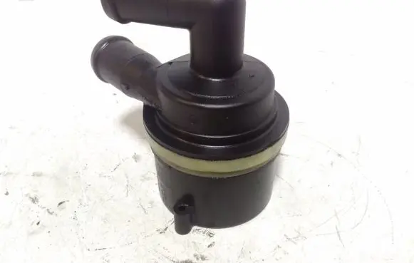 Volkswagen PASSAT CC Electric auxiliary coolant/water pump 5N0965561A