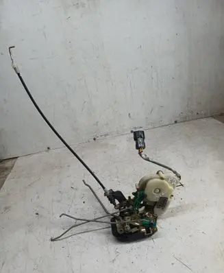 KIA Sorento Front door lock 040308