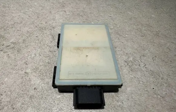 Land Rover Defender Distronic sensor radar L8B214F152BN-ED37 28775687