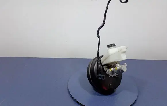 Maserati Levante Brake booster 670036704