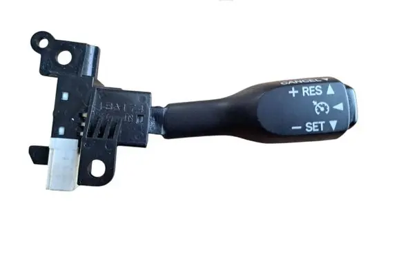 Nissan Primera Cruise control stalk 18A174