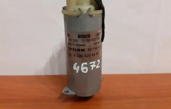 Mercedes-Benz S W221 Seat adjustment motor 0130002580 A2208204942