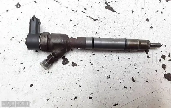 KIA Venga Fuel injector 0445110320 338002A900