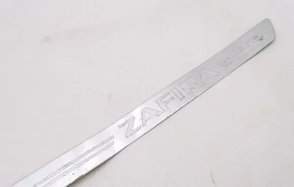 Opel Zafira B Front sill (body part) 498166255