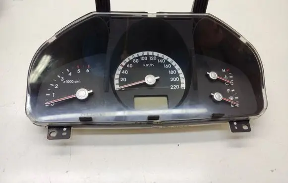 KIA Sportage Speedometer (instrument cluster) 940031F430