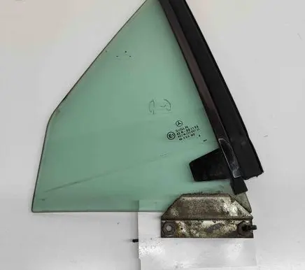 Mercedes-Benz SLK R170 Rear side window A1706700410