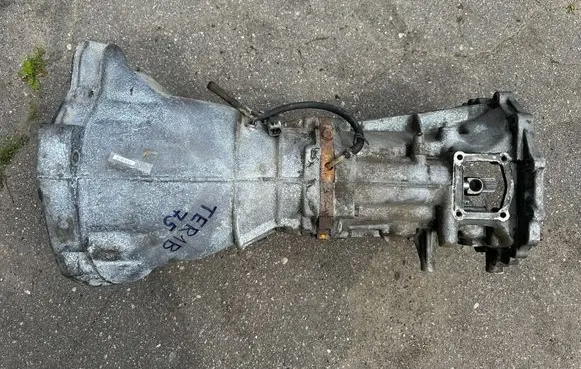 Nissan Terrano Manual 5 speed gearbox 3201035G22