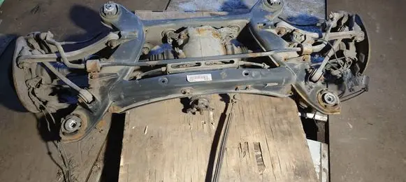 Mercedes-Benz C W204 Rear axle beam with reductor A2043505710 2043505710