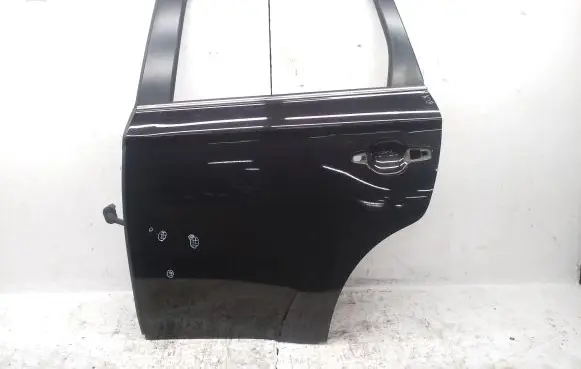 Mitsubishi Outlander Rear door