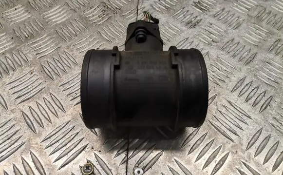 Audi A2 Mass air flow meter 057906461a