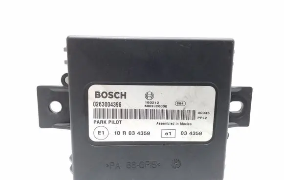 Mercedes-Benz E W212 Parking PDC control unit/module 0263004396 10R034359