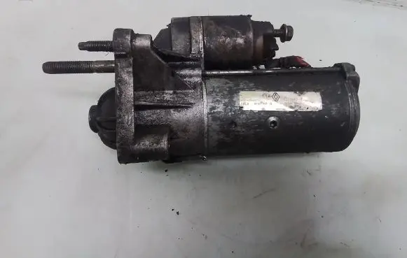 Renault Trafic II (X83) Starter motor D7R49