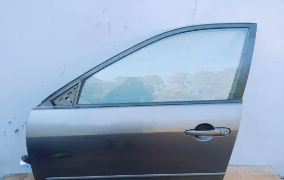 Mazda 6 Front door