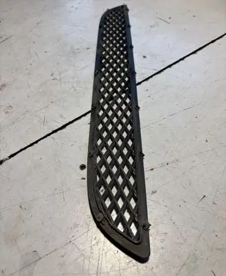 Peugeot Boxer Front bumper lower grill 1307987070