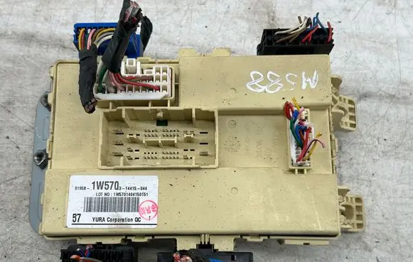 KIA Rio Fuse module 919501W570 314415044
