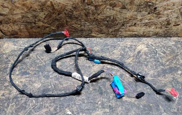 Seat Leon (5F) Front door wiring loom 5F4971038S
