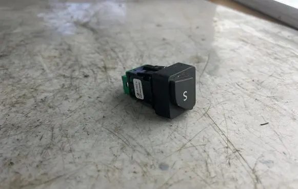 Citroen DS5 Other switches/knobs/shifts 96665943zd