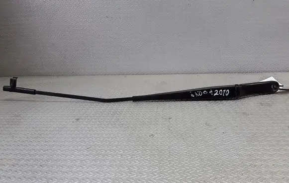 Skoda Octavia Mk2 (1Z) Front wiper blade arm 1Z1955410A