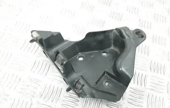 Volvo XC60 Front bumper mounting bracket 30764618