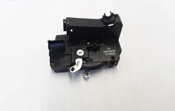 Renault Trafic II (X83) Front door lock 8200008261