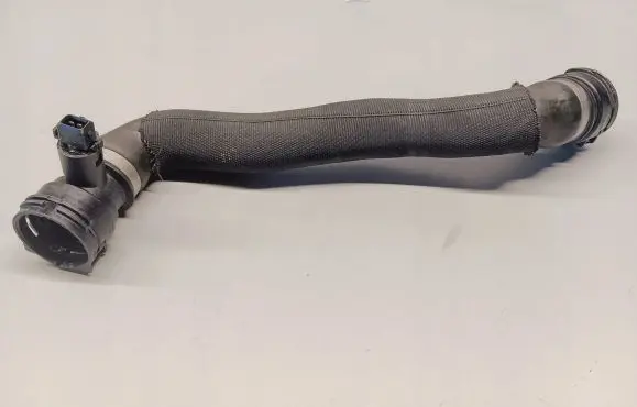BMW 7 E65 E66 Engine coolant pipe/hose 7508011