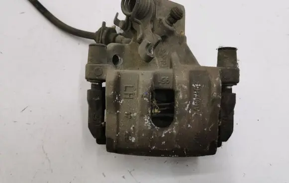 Ford Focus Rear brake caliper A1517M9