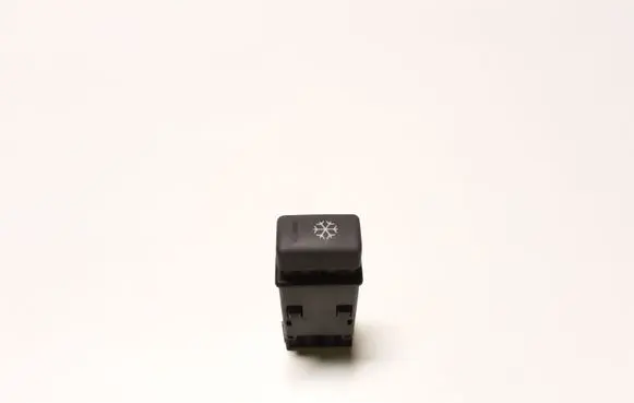 Land Rover Freelander Air conditioning (A/C) switch 