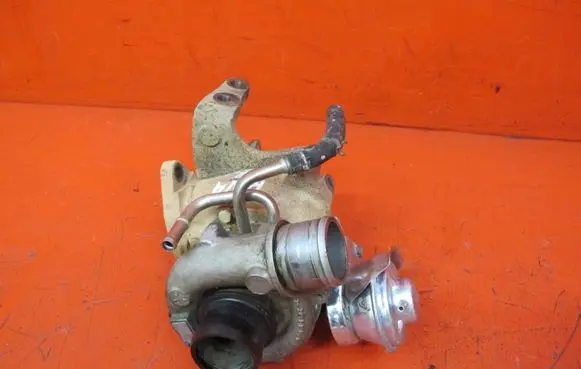 Toyota RAV 4 (XA20) Turbo 17201-27030