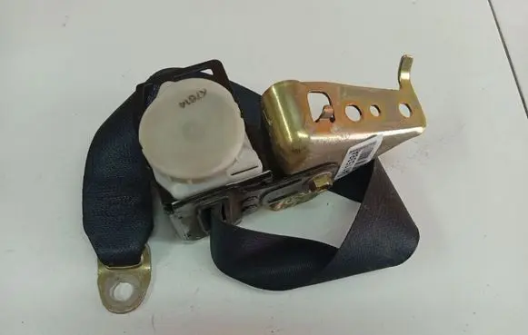 Toyota Corolla E120 E130 Rear seatbelt 7336002170