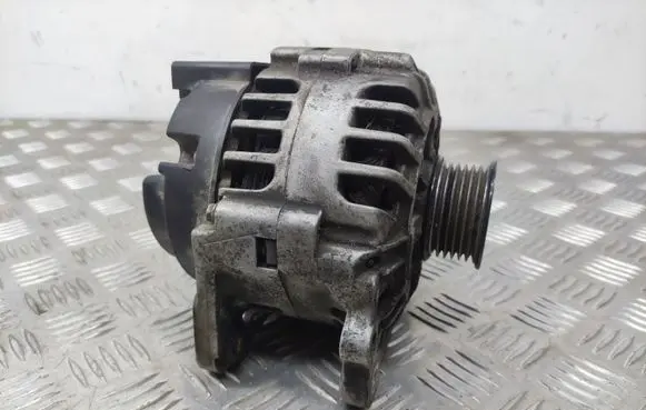 Skoda Rapid (NH) Generator/alternator 03D903025J