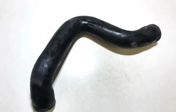 Volvo V70 Engine coolant pipe/hose 30723970