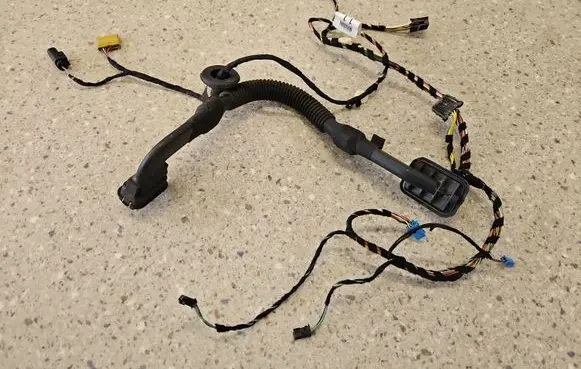 Mercedes-Benz GL X164 Rear door wiring loom A0009983802 A0015456045 1635461237