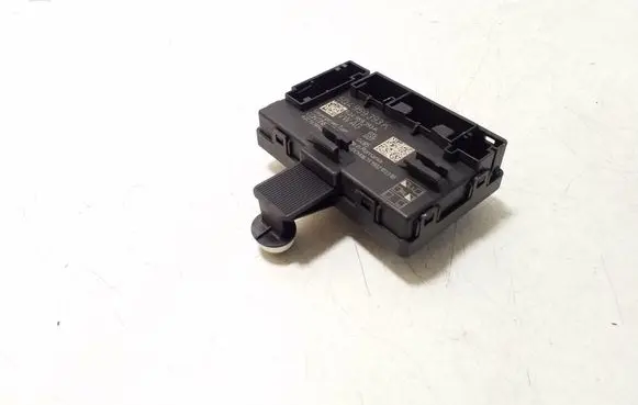 Skoda Octavia Mk3 (5E) Door control unit/module 5Q4959393K
