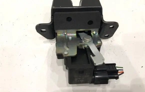 Hyundai i30 Tailgate exterior lock 81230-A6300