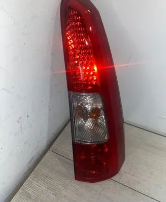 Volvo V70 Rear/tail lights 160986