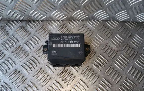 Audi A6 S6 C5 4B Parking PDC control unit/module 8E0919283