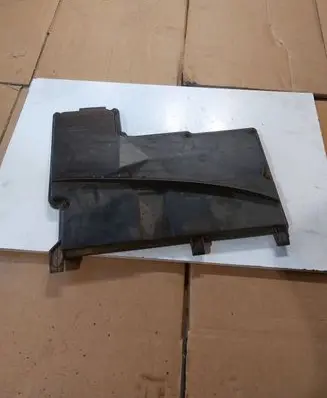 Audi A8 S8 D2 4D Fuse box cover 4D1937128A