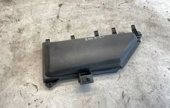 BMW 5 E60 E61 Air filter box cover 64316913504