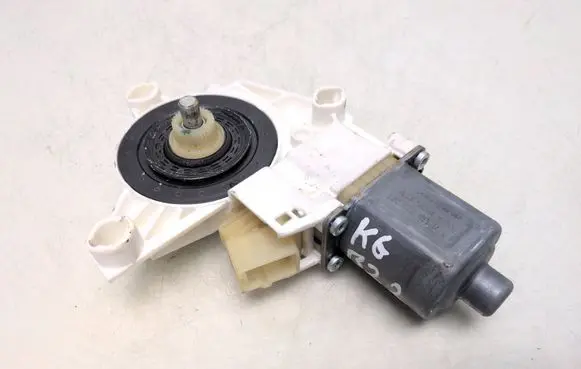Mercedes-Benz ML W164 Rear door window regulator motor A2518200108 996150200 0130822281