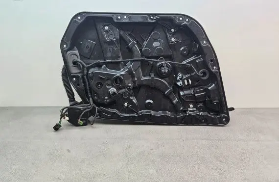 Mercedes-Benz C W205 Front door electric window regulator A2057226300