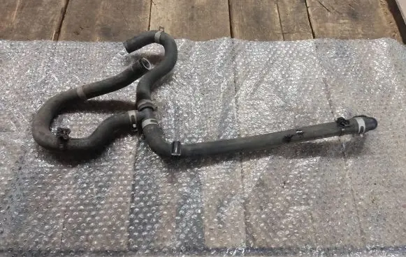 Hyundai Kona I Coolant pipe/hose