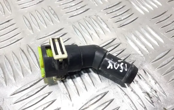 Mazda CX-7 Engine coolant pipe/hose