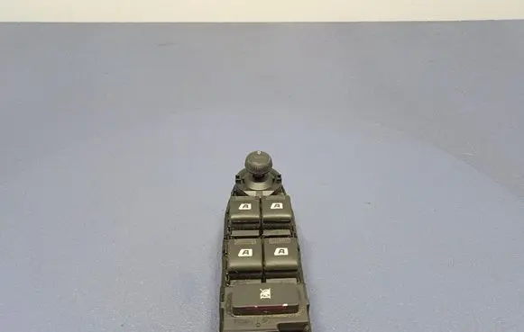 Peugeot 607 Electric window control switch 96498500XT