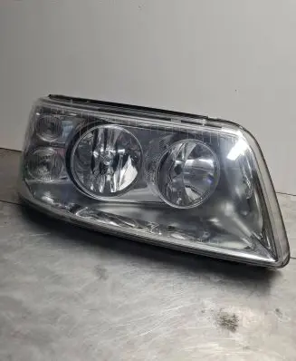 Volkswagen Transporter - Caravelle T5 Headlight/headlamp dust cover 304411175 E412278