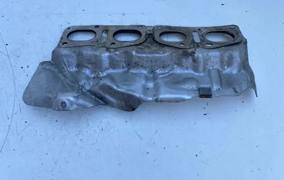 Mercedes-Benz B W246 W242 Heat shield in engine bay A2701420380